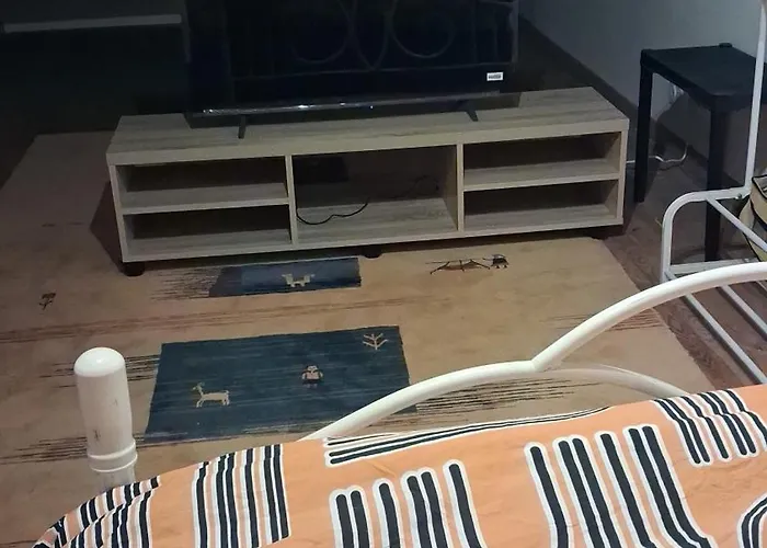 Apartament Avez Mezzanine Et Petit Jardin *